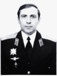 УНАЯН Володимир Суренович