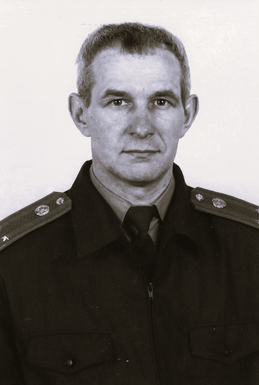 ЛИСТОПАД Анатолій Миколайович