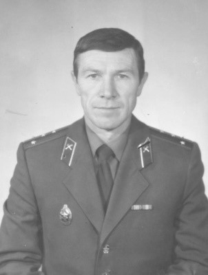 ІГОНІЧЕВ Євген Іванович