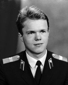 НІКОЛАЄНКО Володимир Дмитрович